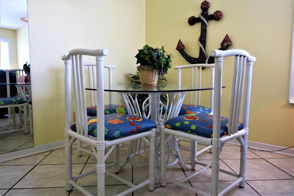 Sunchase 310 by Bender Vacation Rentals - image 3
