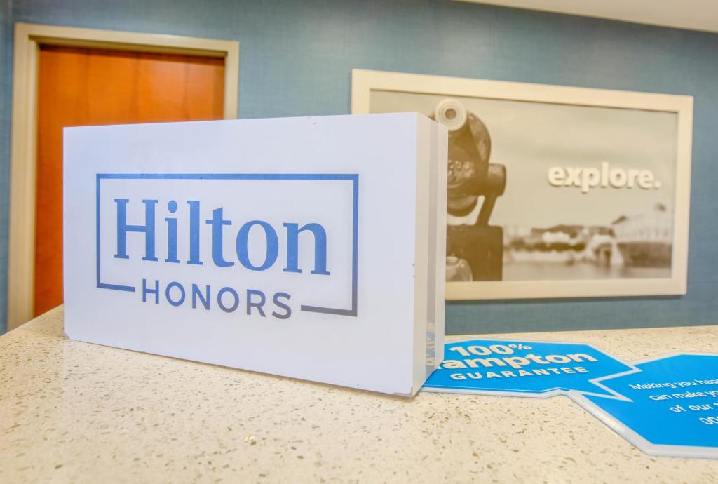 Hampton Inn Gulf Shores - image 2