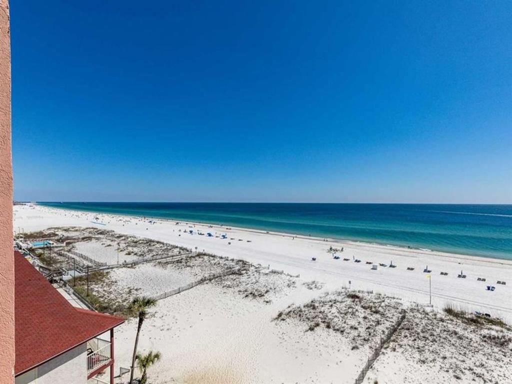 Tropic Isles by Meyer Vacation Rentals - main image