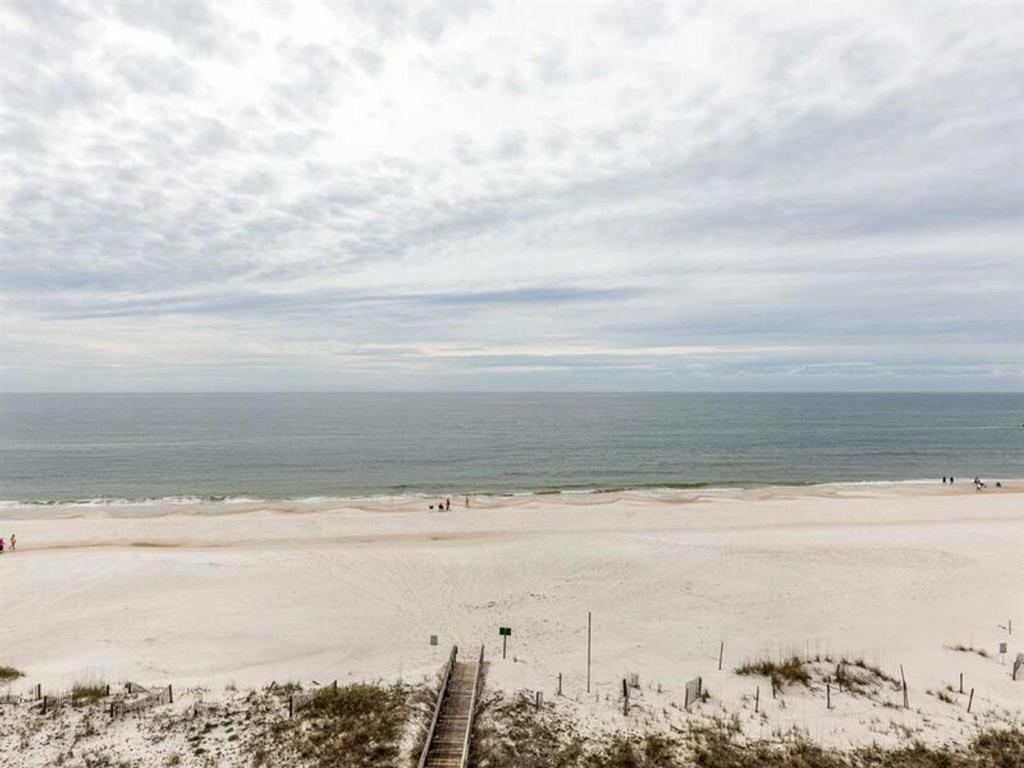 Royal Palms by Meyer Vacation Rentals - image 3