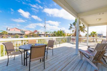 Seaside Cottage Close to The Beach - image 13