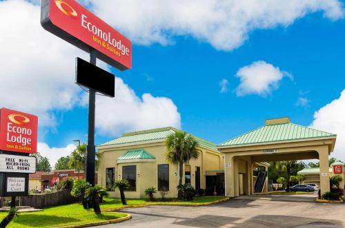 Econo Lodge Inn & Suites Gulfport - main image