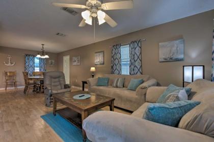 Gulfport Getaway Less Than 1 Mile to Beach and Casino! - image 2