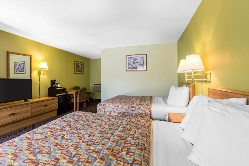 Rodeway Inn Gunnison - main image