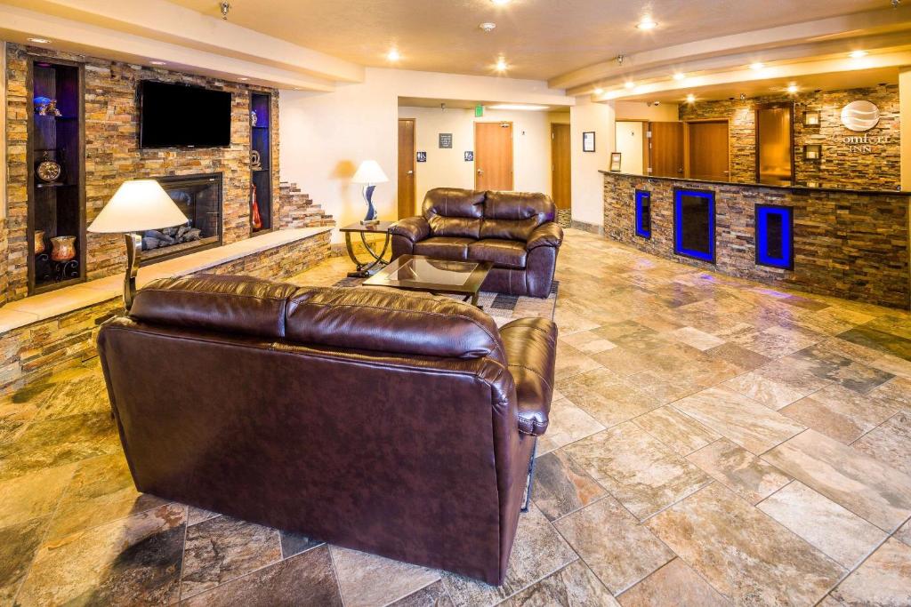 Comfort Inn & Suites Gunnison-Crested Butte - main image