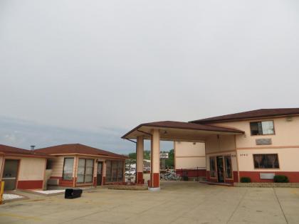 Gurnee Motel - image 4