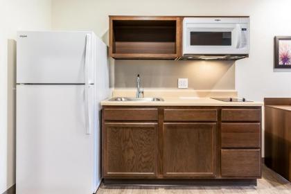 WoodSpring Suites Gurnee-North Chicago - image 2
