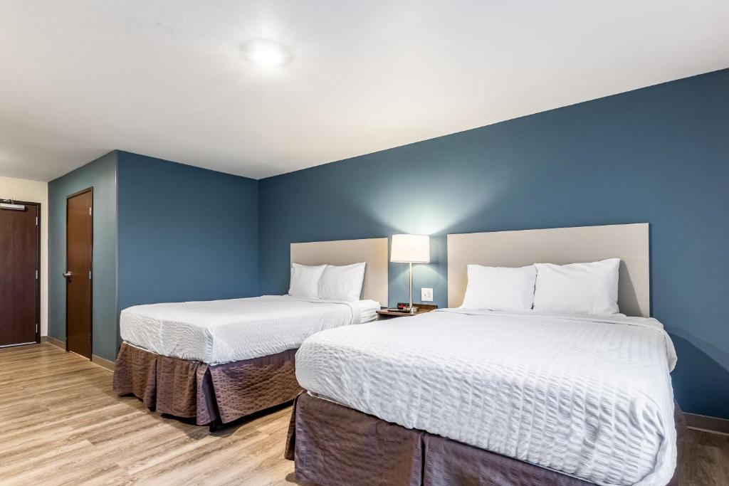 WoodSpring Suites Gurnee-North Chicago - image 5