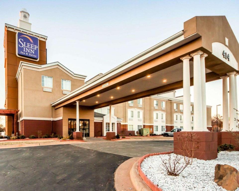 Sleep Inn & Suites Guthrie - Edmond North - image 4