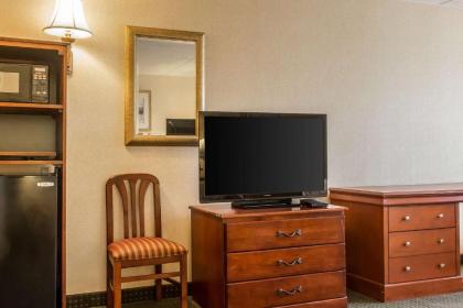 Quality Inn Hackettstown - Long Valley - image 20