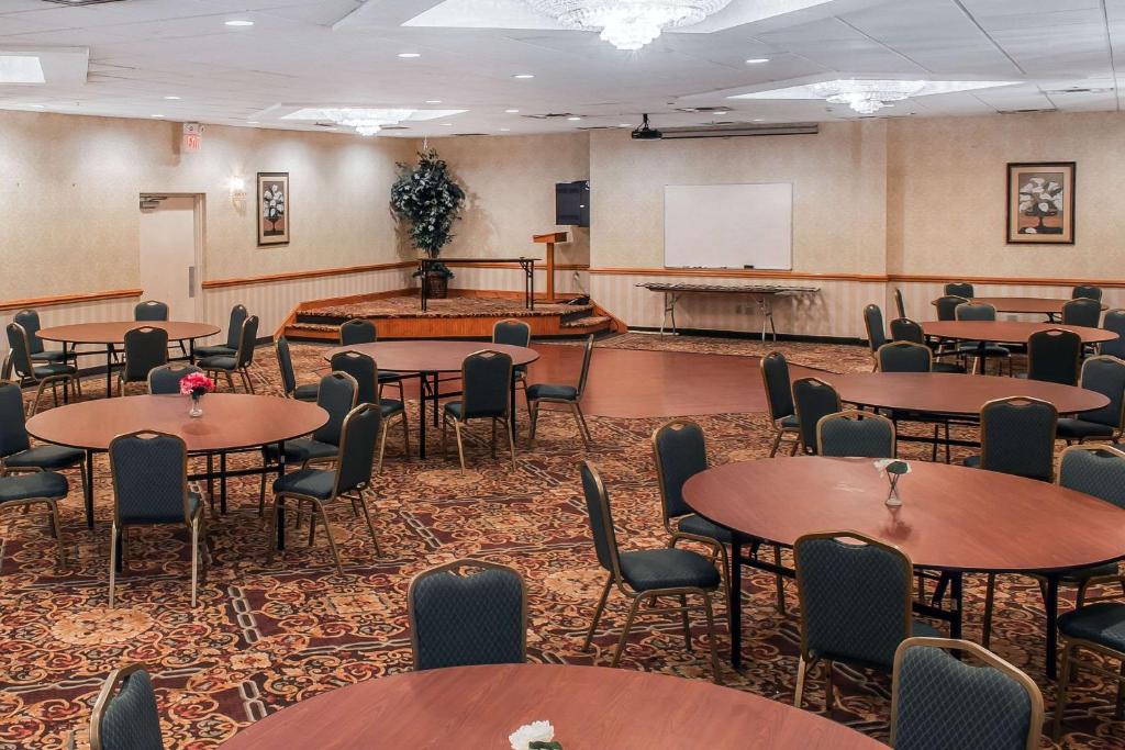 Quality Inn Hackettstown - Long Valley - image 4