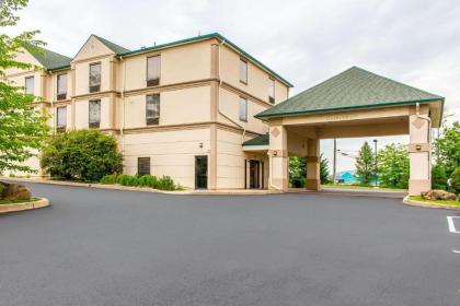 Quality Inn Hackettstown - Long Valley - image 6
