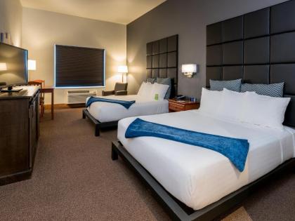 Wood River Inn & Suite