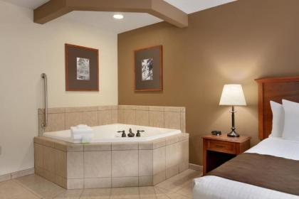 AmericInn by Wyndham Hailey Sun Valley - image 12