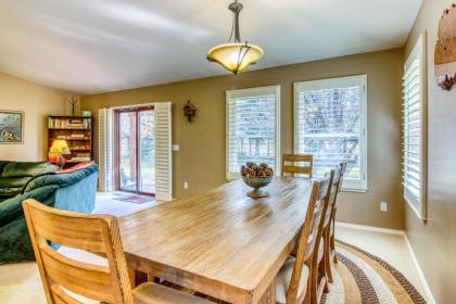 Getaway on Mariposa - image 10