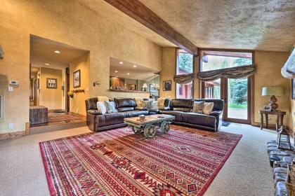 Luxe Sun Valley Retreat with Hot Tub 3 Mi to Resort! - image 3