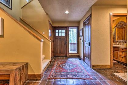 Luxe Sun Valley Retreat with Hot Tub 3 Mi to Resort! - image 6