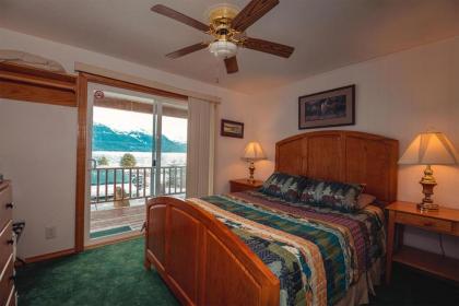 Front Room Lynnview Lodge Alaska