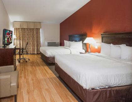 Red Roof Inn & Suites Mt Holly - McGuire AFB - image 3