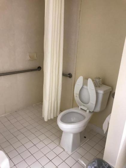 Imperial inn - image 7