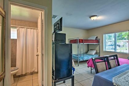 Inviting Family Apartment Less Than 3 Mi From Coast! - image 11