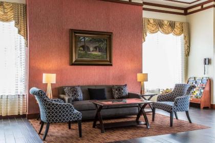 Clarion Hotel & Suites Hamden - New Haven - image 20
