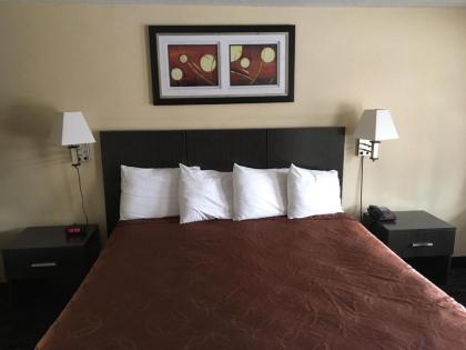 Whitney Inn & Suites - image 8