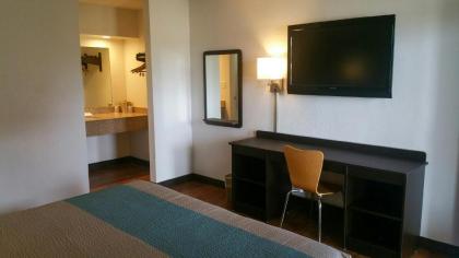Motel 6-Hamilton AL - image 4