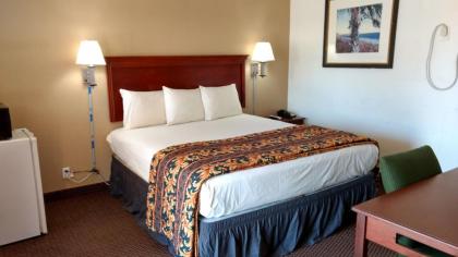 Budget Inn Hamilton - image 3