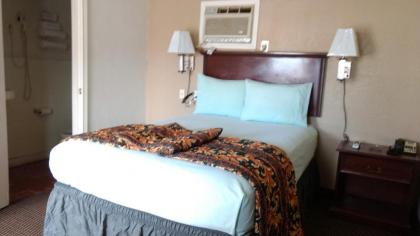 Budget Inn Hamilton - image 4
