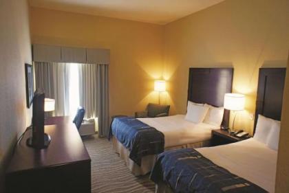 La Quinta Inn & Suites by Wyndham Hammond - image 9
