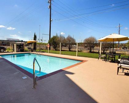 Quality Inn Hammond - image 8