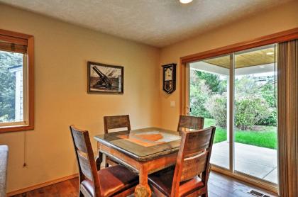 Hammond Home 2 Blocks to Marina and Columbia River! - image 14