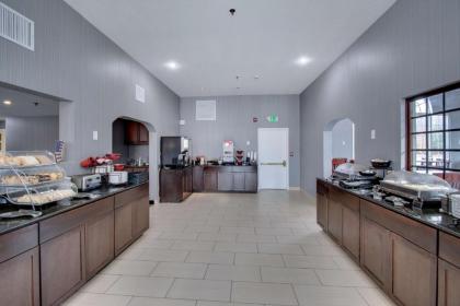 Best Western Plus The Inn at Hampton - image 9