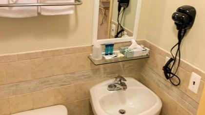 Magnuson Hotel Hampton NH - image 5