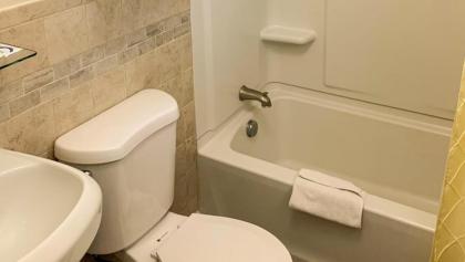 Magnuson Hotel Hampton NH - image 6