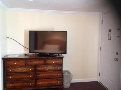 Tides Motel - Hampton Beach - image 12