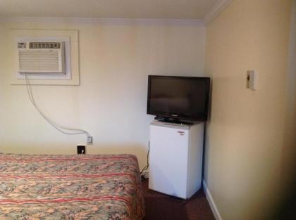 Tides Motel - Hampton Beach - image 13