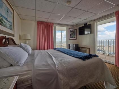 Hillcrest Inn - image 2