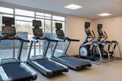 SpringHill Suites by Marriott Hampton Portsmouth - image 10