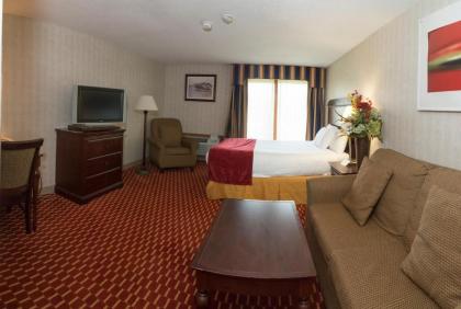 Hampton Falls Inn - image 10