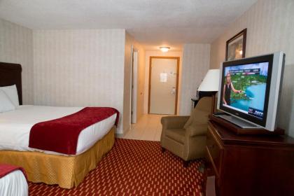 Hampton Falls Inn - image 5