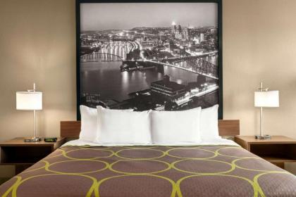 Super 8 by Wyndham Hanover - image 5