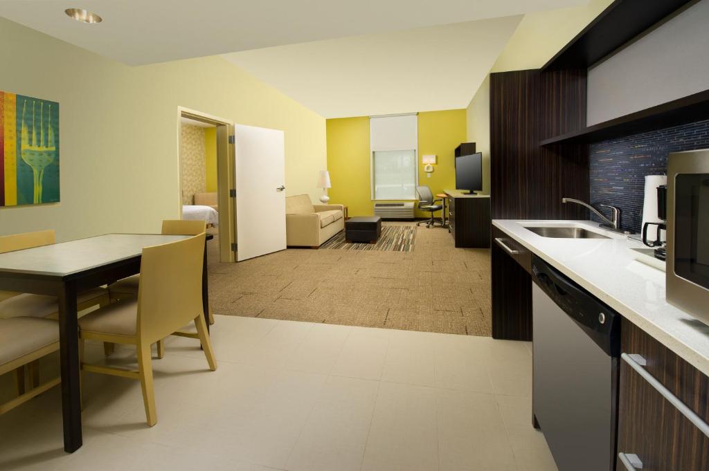 Home2 Suites by Hilton Arundel Mills BWI Airport - image 2