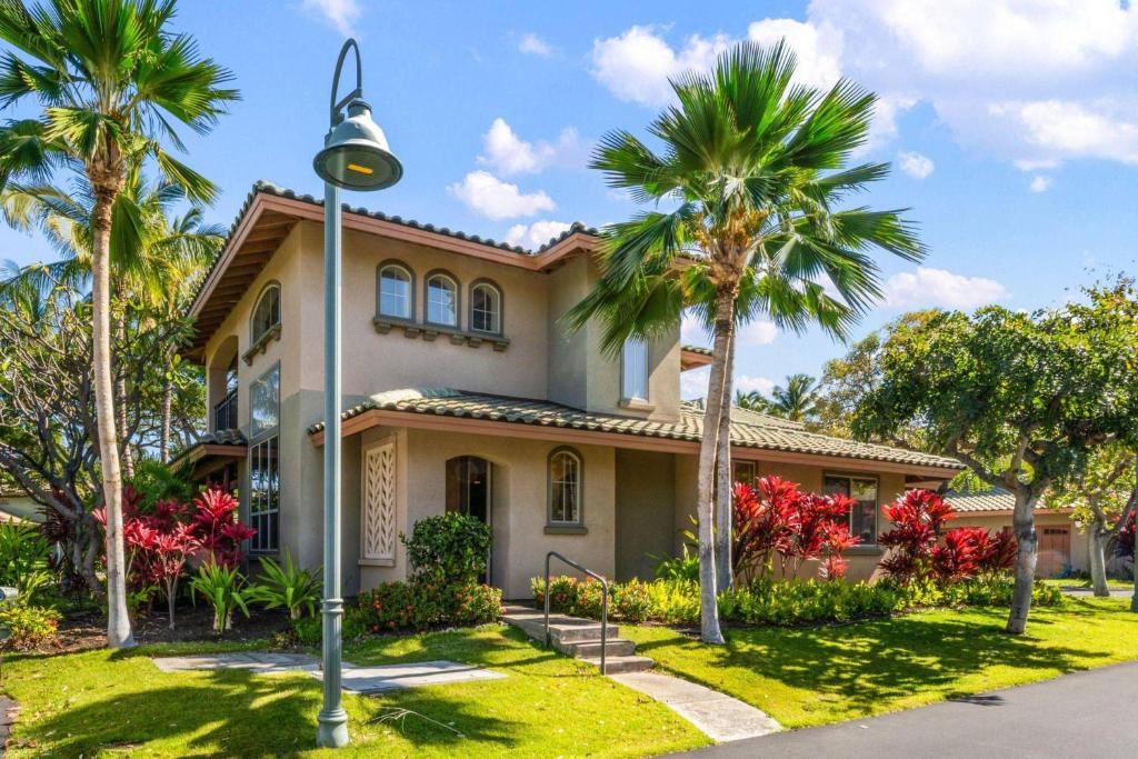 Big Island Fairways at Mauna Lani 1701 by Coldwell Banker Island Vacations - main image
