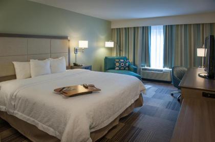 Hampton Inn & Suites New Orleans/Elmwood - image 11