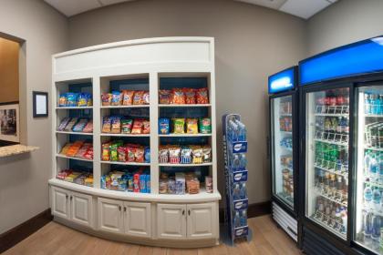 Hampton Inn & Suites New Orleans/Elmwood - image 17