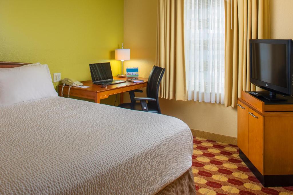 TownePlace Suites New Orleans Metairie - image 2