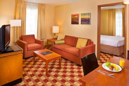 TownePlace Suites New Orleans Metairie - image 9