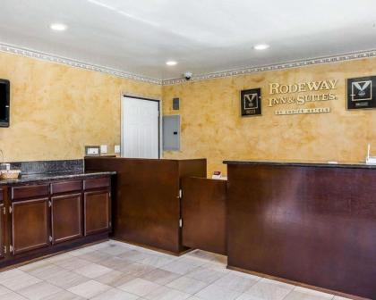 Rodeway Inn & Suites Pacific Coast Highway - image 12